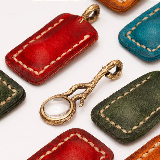 Ağaç Dalı Büyüteç