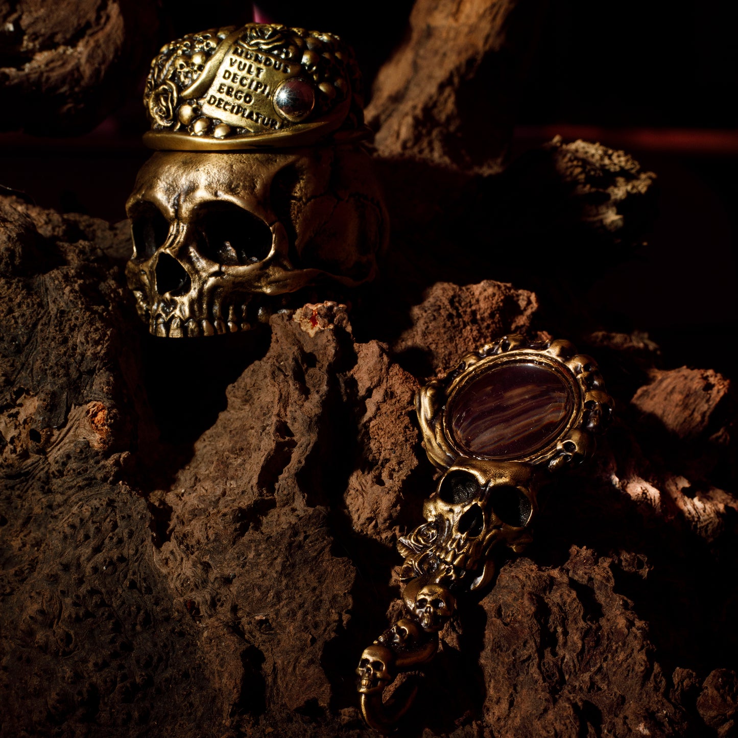 ''Vanitas'' büyüteç