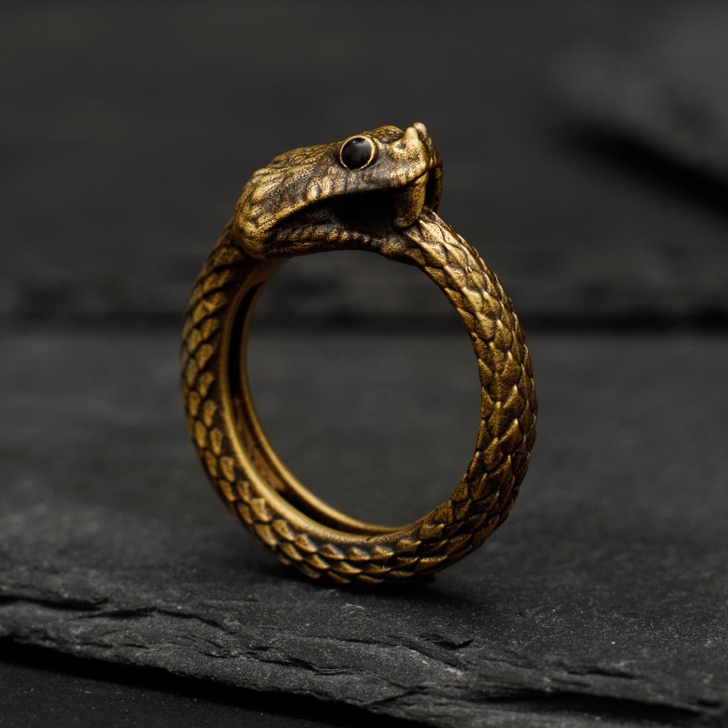 ”Cerastes” Boynuzlu Retro Engerek Yüzük- Ouroboros