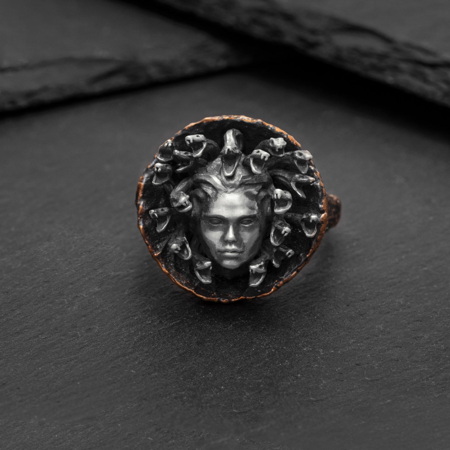 Medusa Yüzük