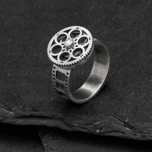 Sinefili-Makara Yüzük