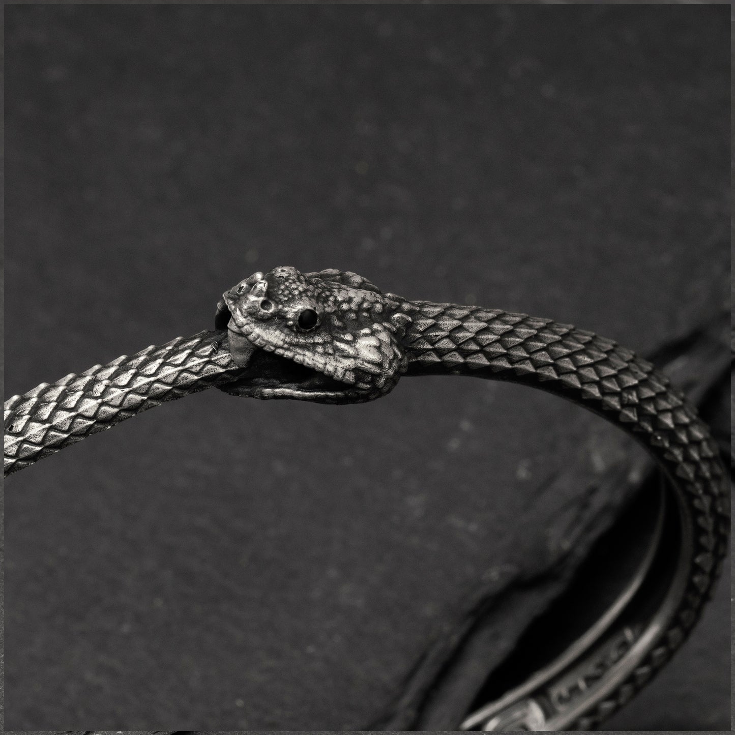 ”Cerastes” Boynuzlu Engerek Bileklik- Ouroboros
