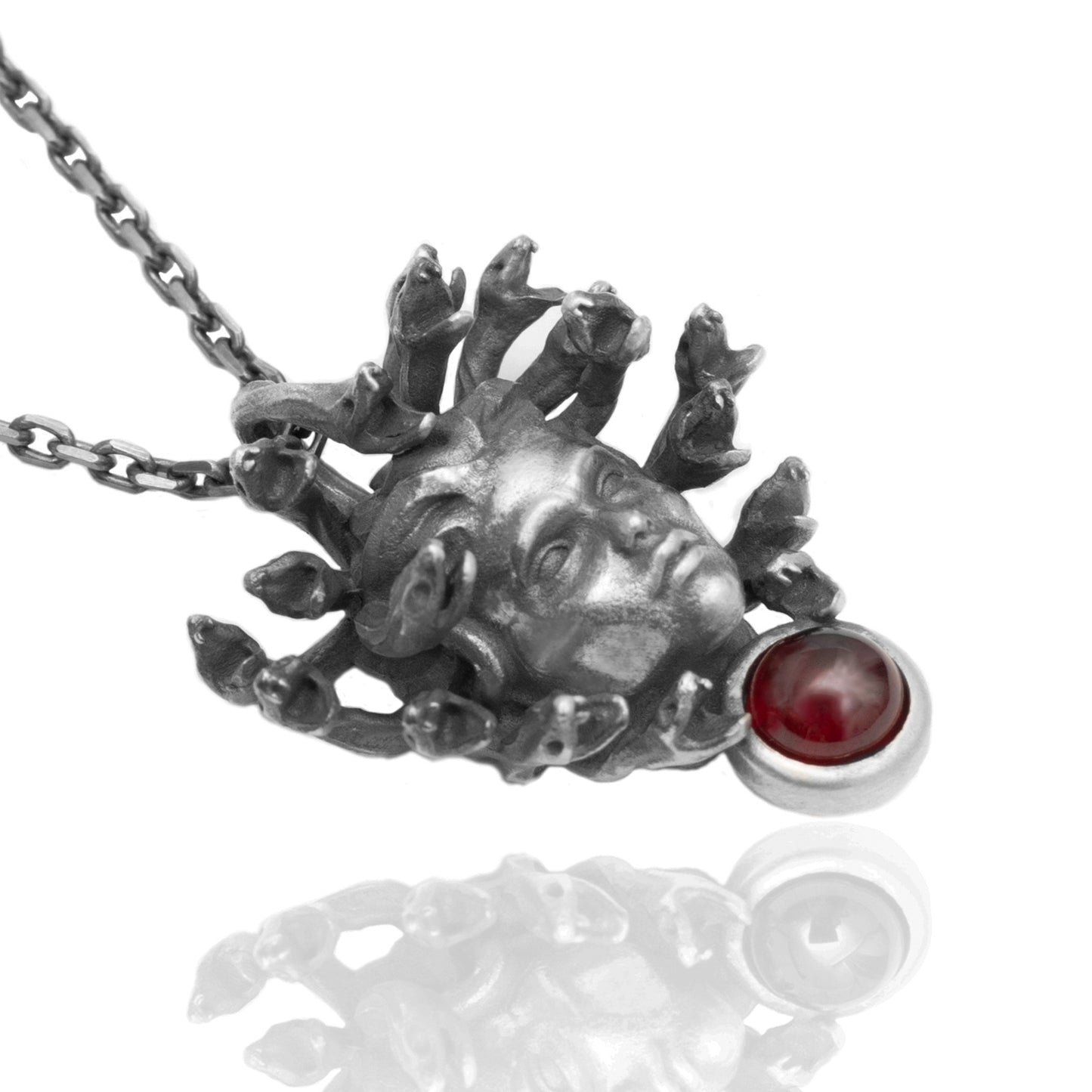 Medusa Kolye
