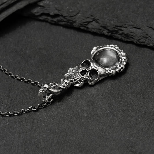 Vanitas Büyüteç Kolye